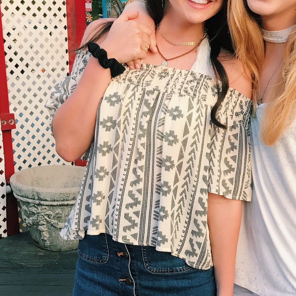 Off the shoulder top !!